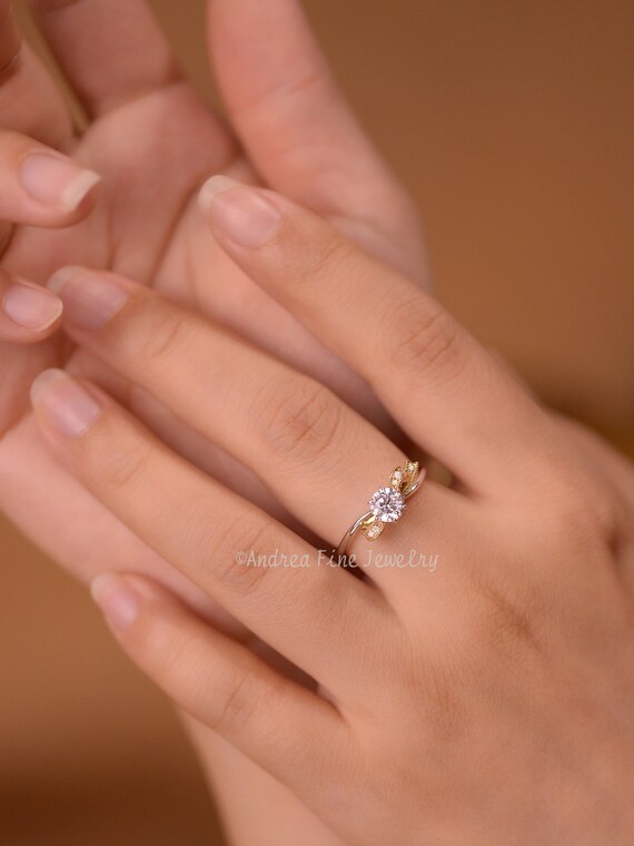 0.5 カラット モアッサナイト ツートンゴールド 結婚指輪 - 18K 0.5 カラット モアッサナイト ツートンゴールド 結婚指輪 - 18K