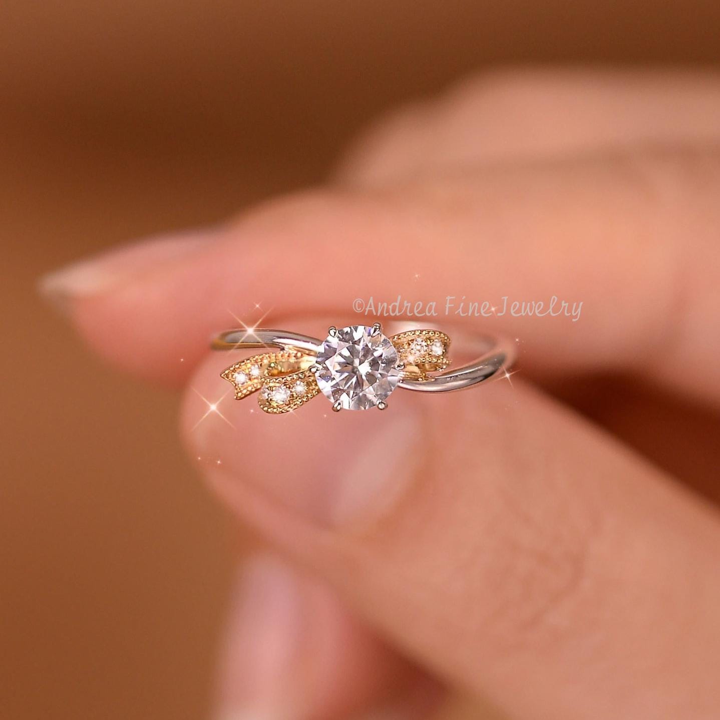0.5 カラット モアッサナイト ツートンゴールド 結婚指輪 - 18K 0.5 カラット モアッサナイト ツートンゴールド 結婚指輪 - 18K