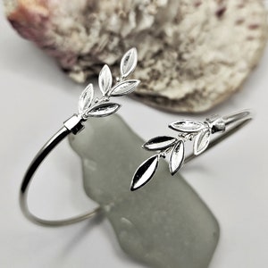 Handmade Olive Leaf Silver Bangle Bracelet For Women