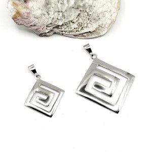 Handmade Silver 925 Greek Key Meander Pendant Necklace