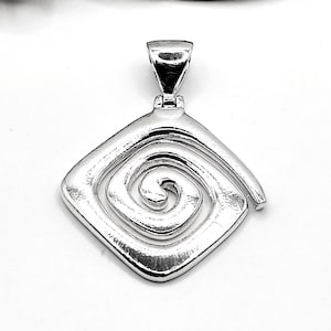Handmade Sterling Silver 925 Greek Key Meander Pendant Necklace
