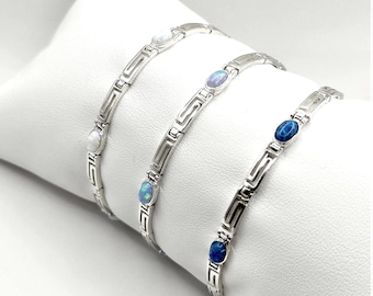 Pulsera de plata con meandro de llave griega y ópalo hecha a mano