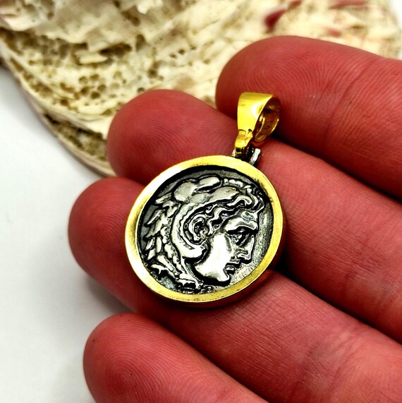 Pendentif Ancien Plaqué Or - Bijou Vintage Sans Marque, Occasion à Restaurer Ou à Porter