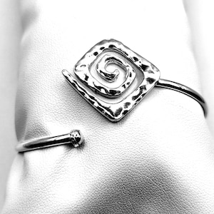 Greek Key Meander Silver 925 Bangle Bracelet