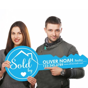 Personalized Real Estate Marketing Key Cutout Sign, Customized Realtor Social Media Photo Props, Realtor Key Sign, Customized Just Sold Key