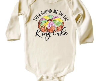 They Found Me in the King Cake Baby Bodysuit, Fleur De Lis Baby Shirt, 1st Mardi Gras Toddler Sweatshirt, Minimalist Baby Shower Gift