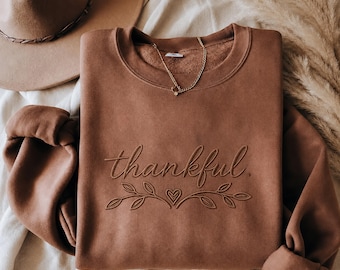 Thankful Embroidered Sweatshirt, Fall Thanksgiving Hoodie, Botanical Heart Shirt, Holiday Sweatshirt for Women, Cozy Fall Gift for Her