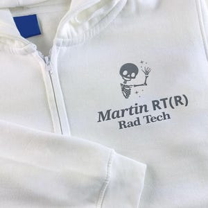 Embroidered Personalized X-Ray Zip-Up Hoodie, Radiology RT Fleece Hooded Sweatshirt, Rad Tech Hoodie, X-Ray Tech, Skeleton Radiographer Gift immagine 2
