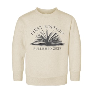 Sweat-shirt pour tout-petit première édition, faire-part de bébé personnalisé, body pour bébé, cadeau de baby shower de bibliothécaire, t-shirt de membre du club de lecture Littlest