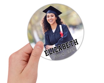 Stickers photo personnalisés pour l'obtention du diplôme 2026, Stickers personnalisés promotion 2026, Étiquettes de remise des diplômes, cadeaux ronds de remise des diplômes, autocollant cadeau