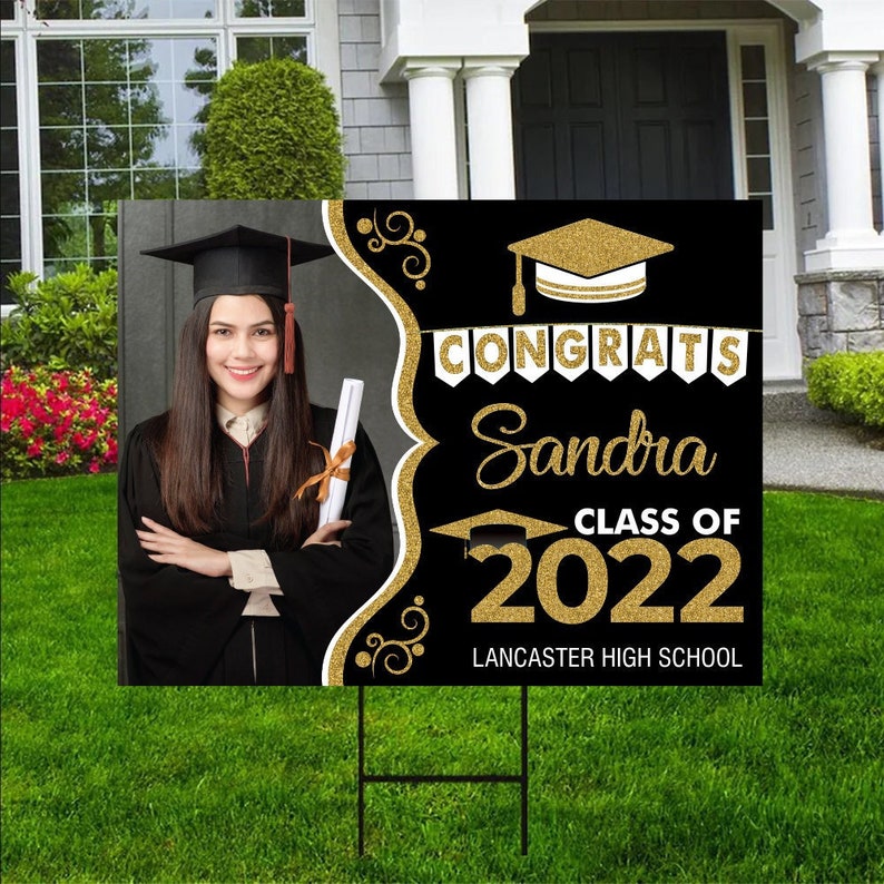 Personalized Graduation Yard Sign 2022 With Photo 2022 Senior Etsy