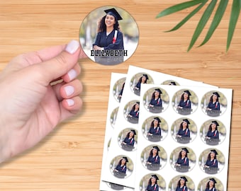 Stickers photo personnalisés pour l'obtention du diplôme 2026, Stickers personnalisés promotion 2026, Étiquettes de remise des diplômes, cadeaux ronds de remise des diplômes, autocollant cadeau