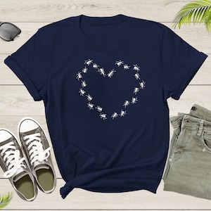 Fire Ant Themed Heart Print Graphic Lover Gift for Men Women T-Shirt Cool Ant Bug Termite Silhouette Graphic Design Print Boys Girls T-shirt
