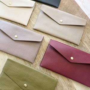 The STILL Collection – Pebbled Leather Cash Holder Bank Bag