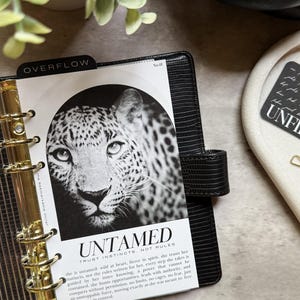 UNTAMED – Tableau de bord A6 | Papier cartonné lin de luxe