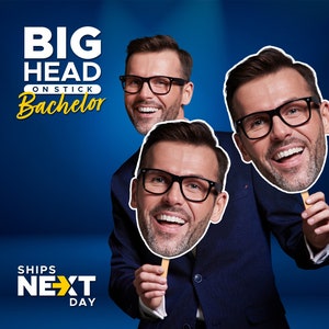 ¡Grandes recortes de caras personalizados en palos! Perfecto para celebraciones de despedidas de soltera. ¡Recortes de cartón personalizables y abanicos divertidos!