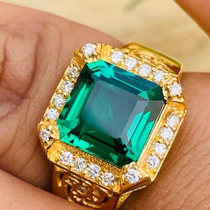 14K Gold Emerald Men&#39;s Ring: Square Diamond Accent, May Birthstone