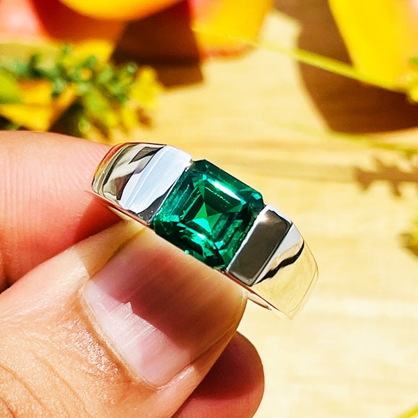 14k Solid Gold Emerald Signet Ring - Men's Statement Ring, Men wedding and anniversary ring, emerald ring