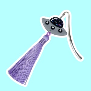 Gray UFO with Purple Tassel Bookmark / Handmade Polymerclay Cute Quirky Bookmark / Book Lovers Gift