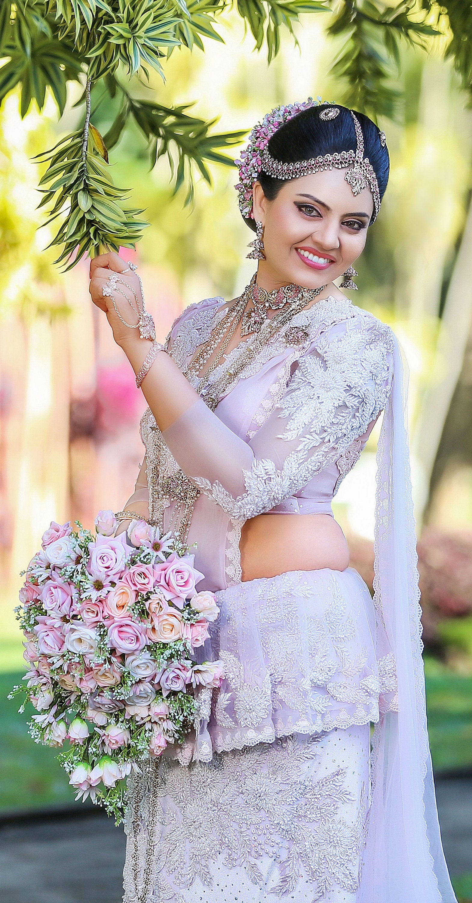 ivory colour kandyan saree