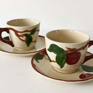Vintage Franziskaner Apfel Tasse und Untertasse amerikanischen Backstamp - Set 2 Tassen 2 Untertassen