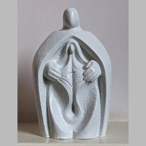 Yoni sculpture - Etsy 日本