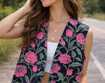 Black Velvet Floral Printed Sleeveless Vest – Elegant Pink Flower Design