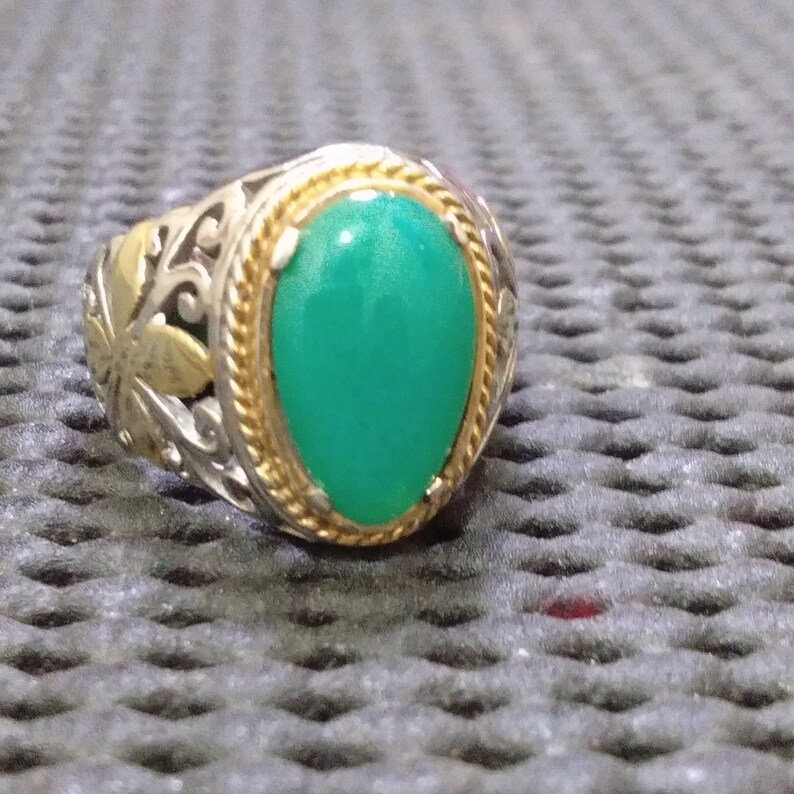 Gorgeous Gem Silica Chrysocolla Set on Silver Ring Blue Tosca Color