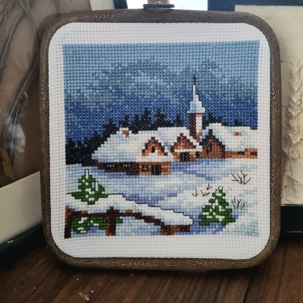 Embroidery Hoop Art Cross Stitched Picturesque Winter Scenery Boho Style Wall Art