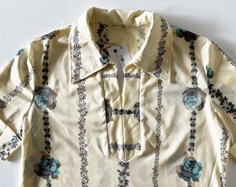 Vintage 1970 top / shirt polo in mesh floral pattern 70s , size M (US 6 )