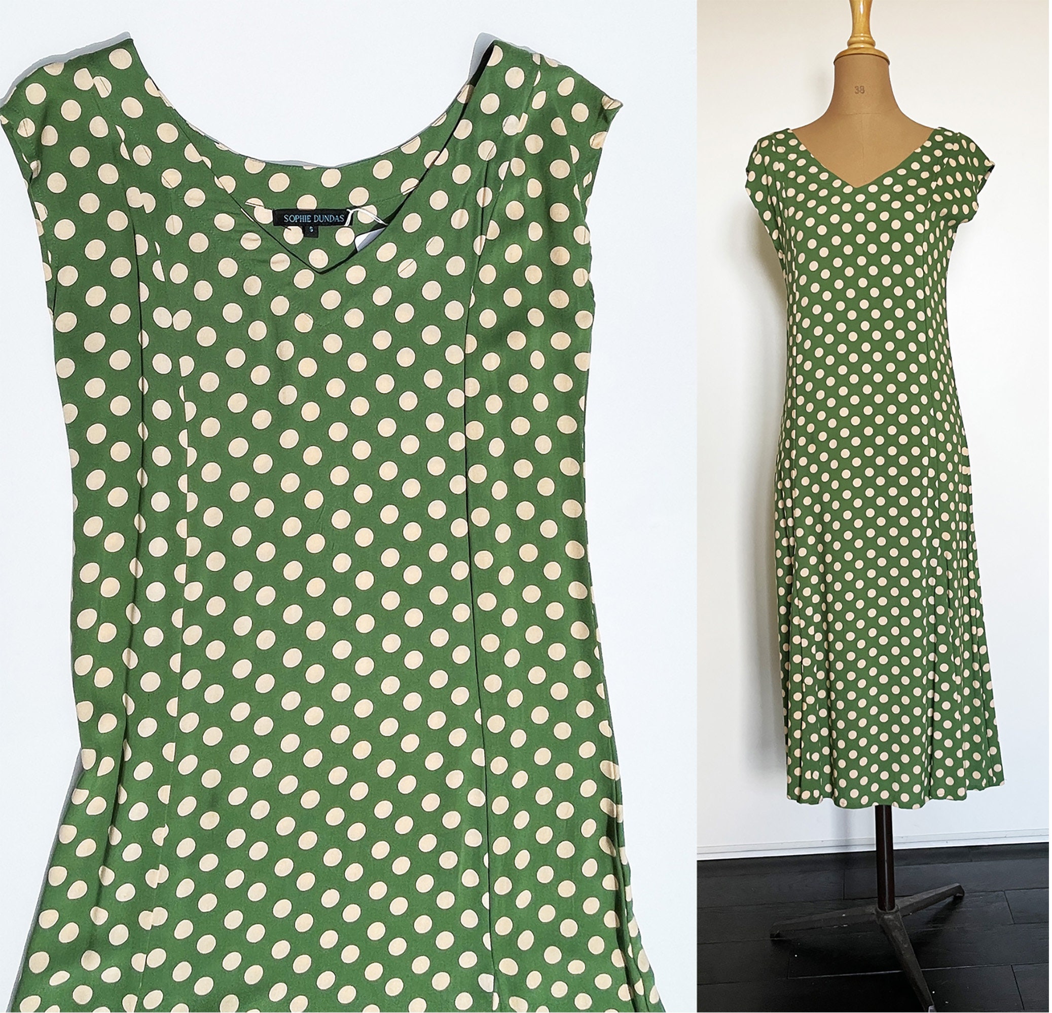 Groene jurk met witte stippen hotsell