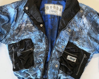 Chaqueta vintage Zip 90s, Street style, estampado bicolor, color azul y negro, forro de lana made in Italy, Talla M/L