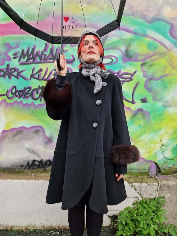 Vintage WEILL Coat in Wool and Fur Black Trapeze Coat in Vintage