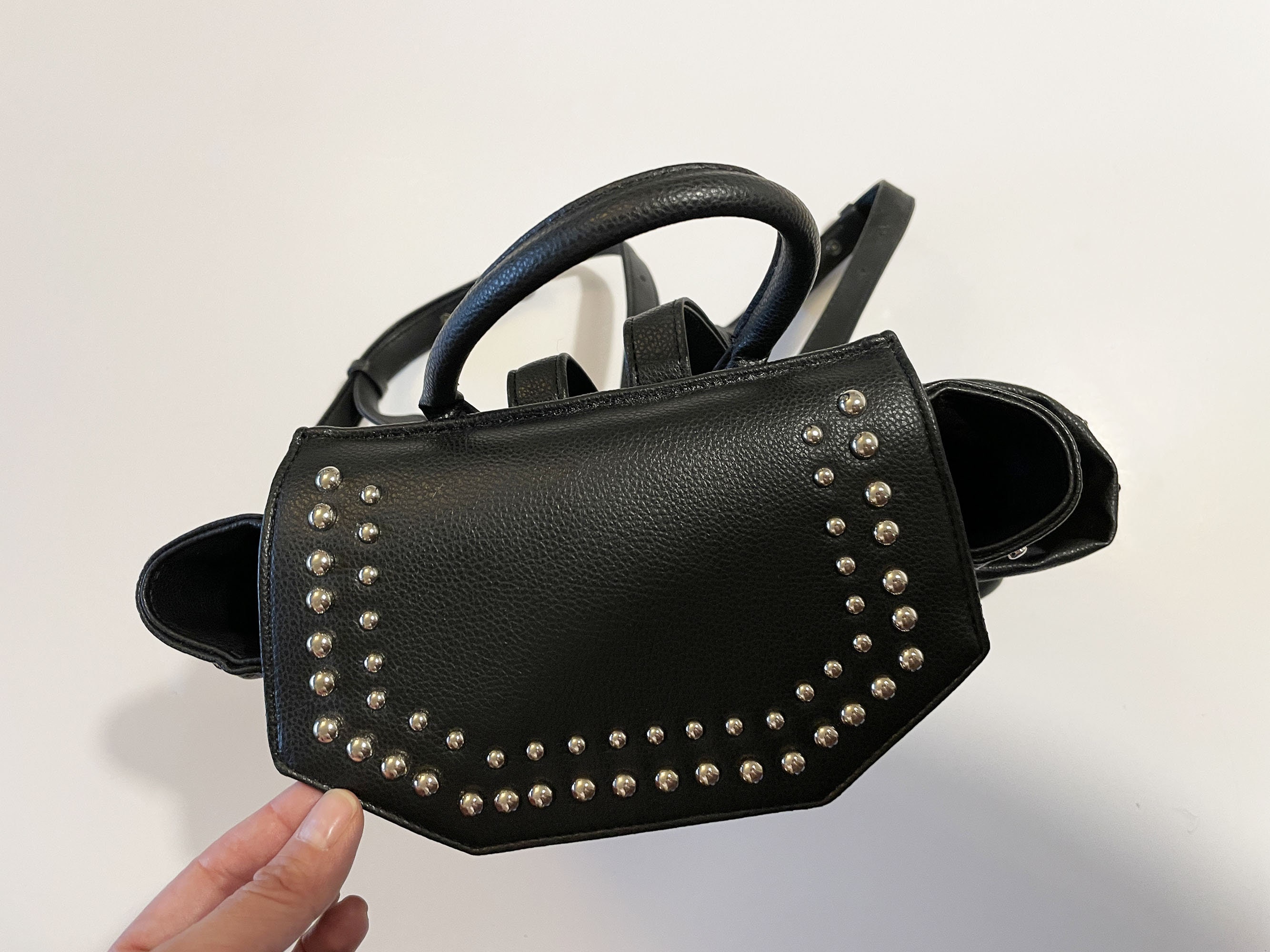 Sac à Dos Noir à Clous Argentés - Polyuréthane - Occasion - Style Studded