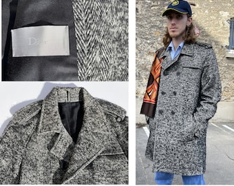 Dior men's coat by Hedi Slimane in wool and mohair, vintage chevron pattern from the 2000s Size 48 (size M) US: 38