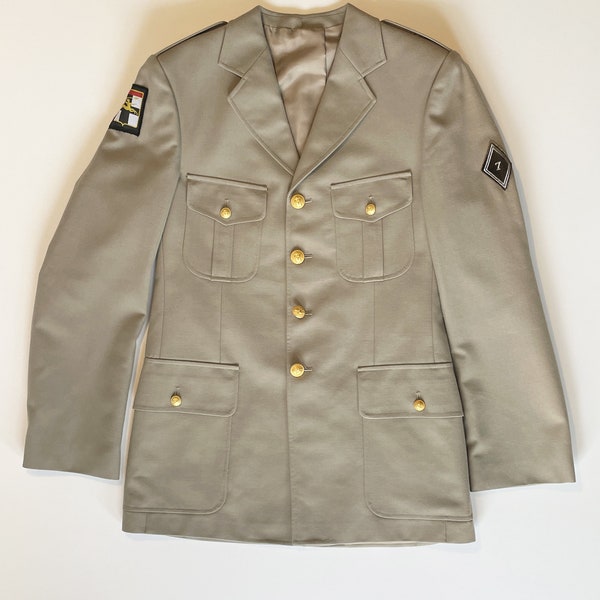 Veste militaire beige vintage homme, veste militaire chiffre 7 /France  7 ème division blindée.