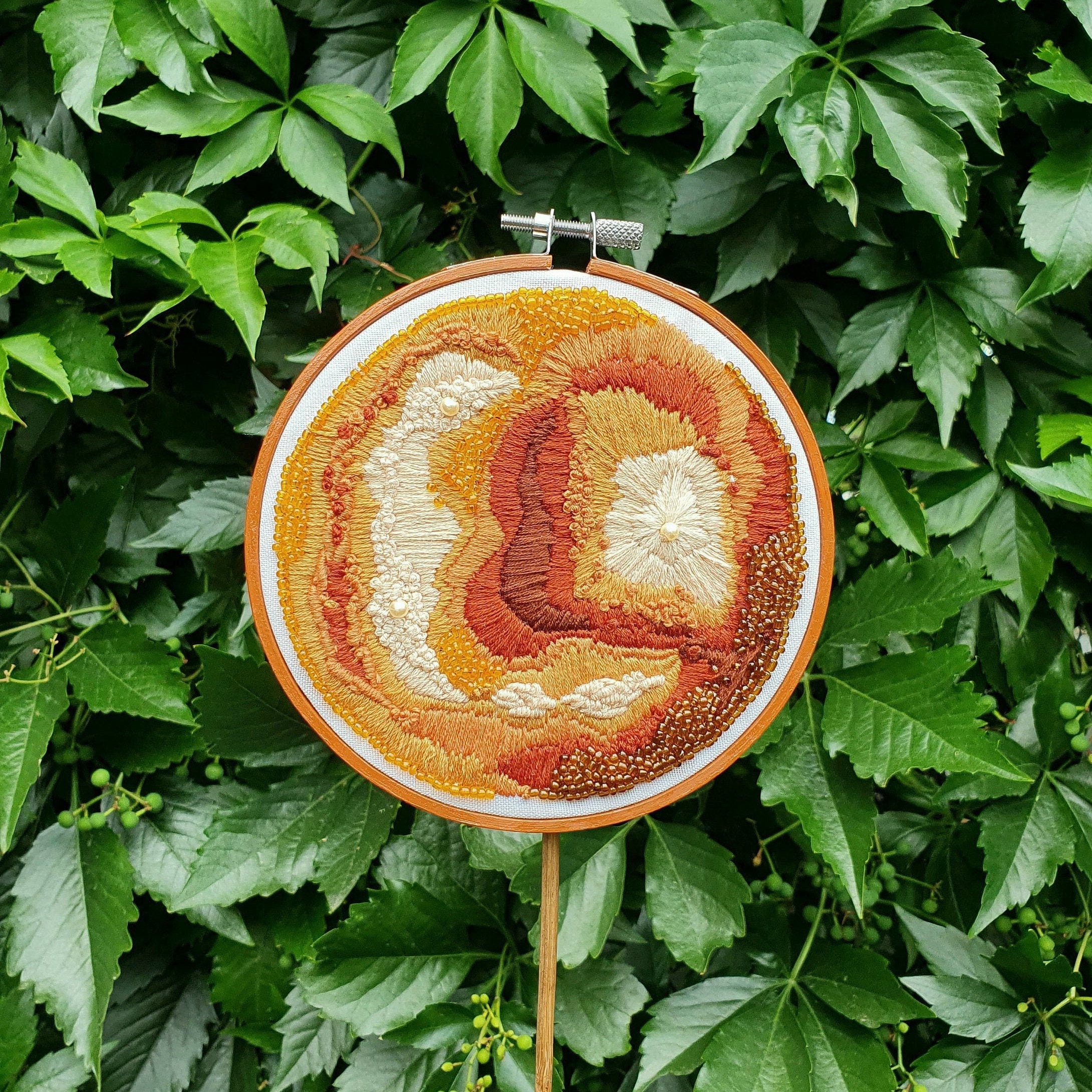 Amber - Broderie à La Main Décoration