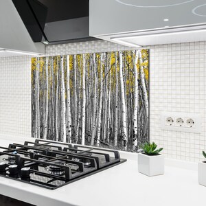 Salpicadero de cocina de vidrio templado con diseño de bosque: tabla de cortar decorativa para pared