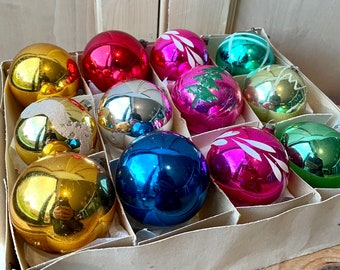 12 Vintage Rainbow Christmas Baubles, Hand Painted Baubles, Christmas tree ornaments, Vintage Glass Baubles, mercury glass baubles