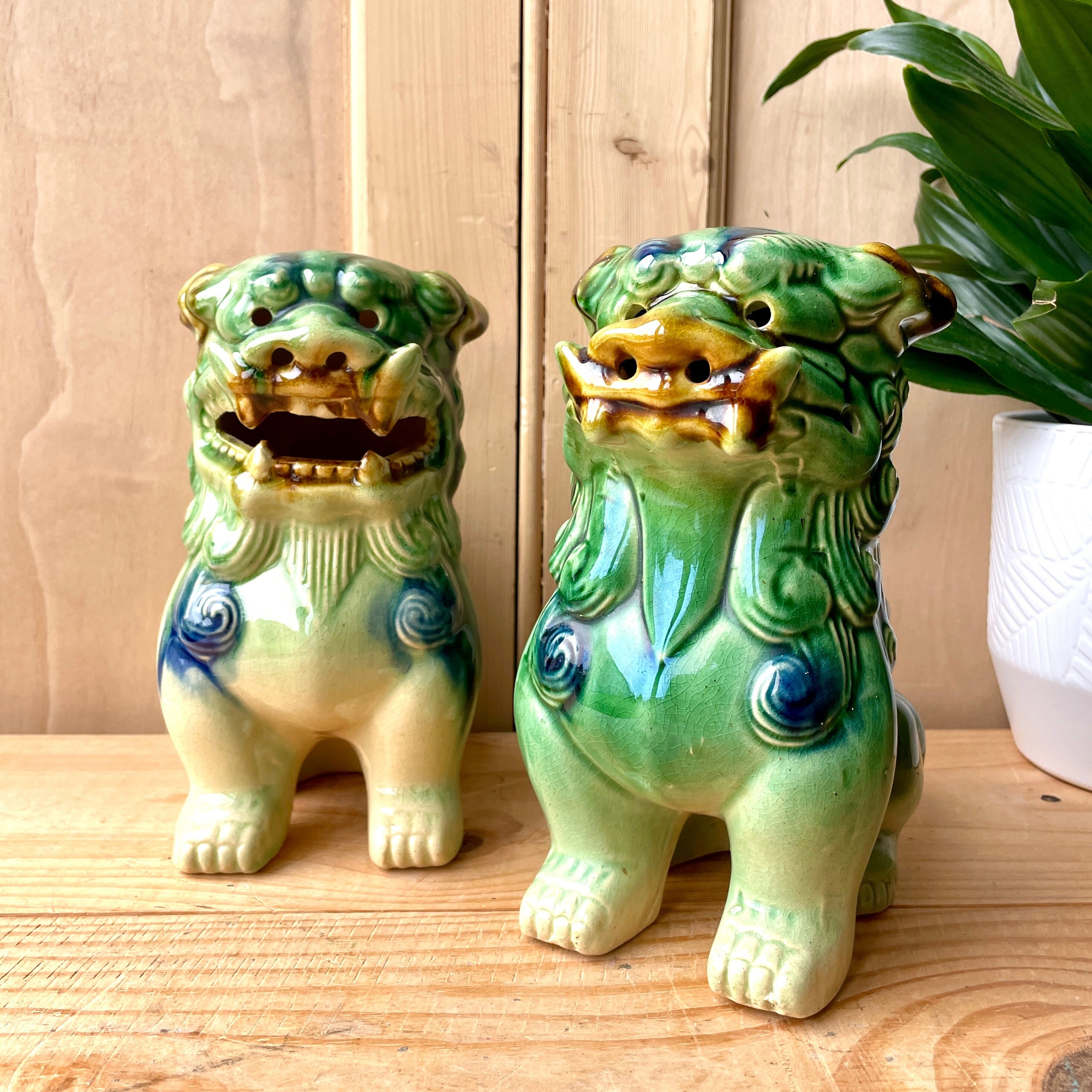 Vintage Pair of Foo Dogs, Fu Dogs Glazed Foo Dogs Vintage Pair of Foo Dogs, Fu Dogs Glazed Foo Dogs