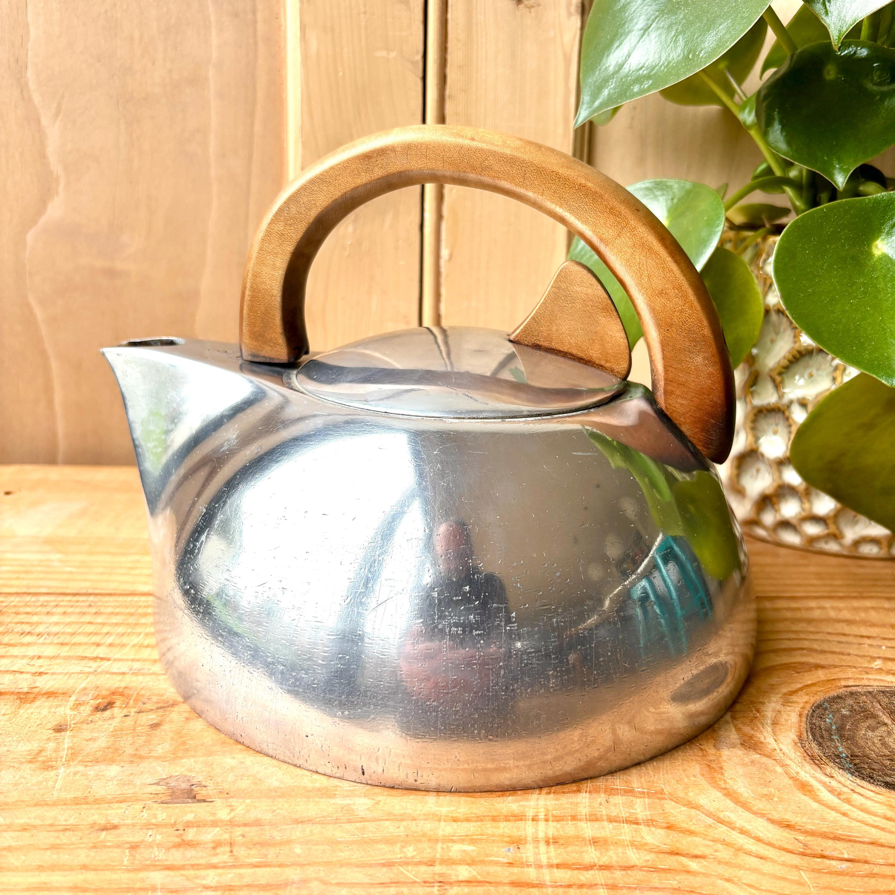 Picquot Ware Kettle - Etsy UK
