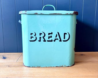 Vintage Enamel Bread Bin, Green and Black enamel bread bin, Great condition vintage enamel bread bin, Country kitchen, vintage kitchen