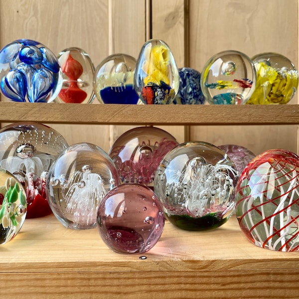 Pisapapeles de vidrio soplado a mano vintage | Pisapapeles de vidrio de colección