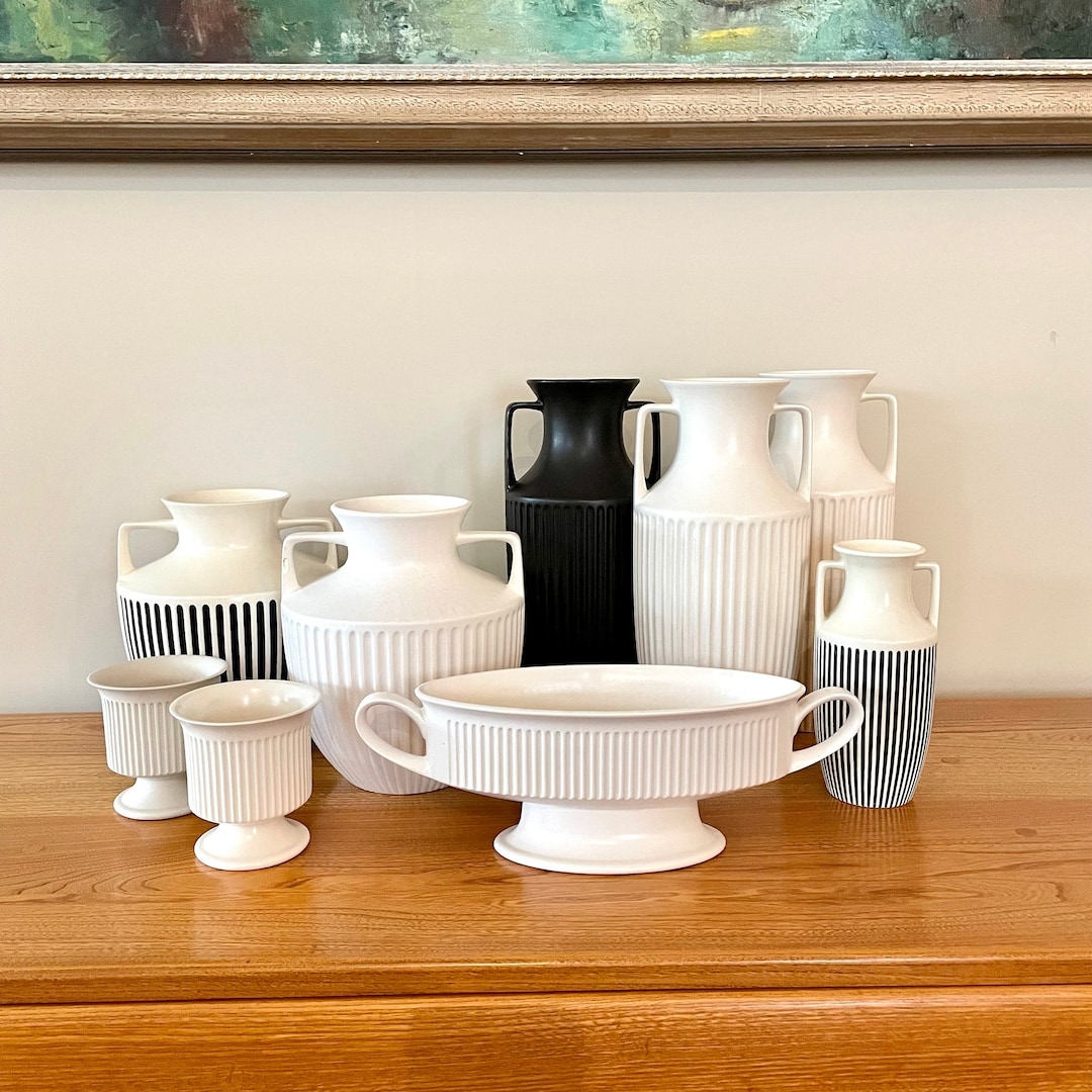 Hornsea Pottery Vases, Design Classic 'doric' & 'white Wedding