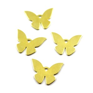 0,80x17x23 mm Charm farfalla in ottone grezzo, reperti a forma di farfalla, ciondolo a farfalla in ottone, orecchino a farfalla, reperti a farfalla in ottone.