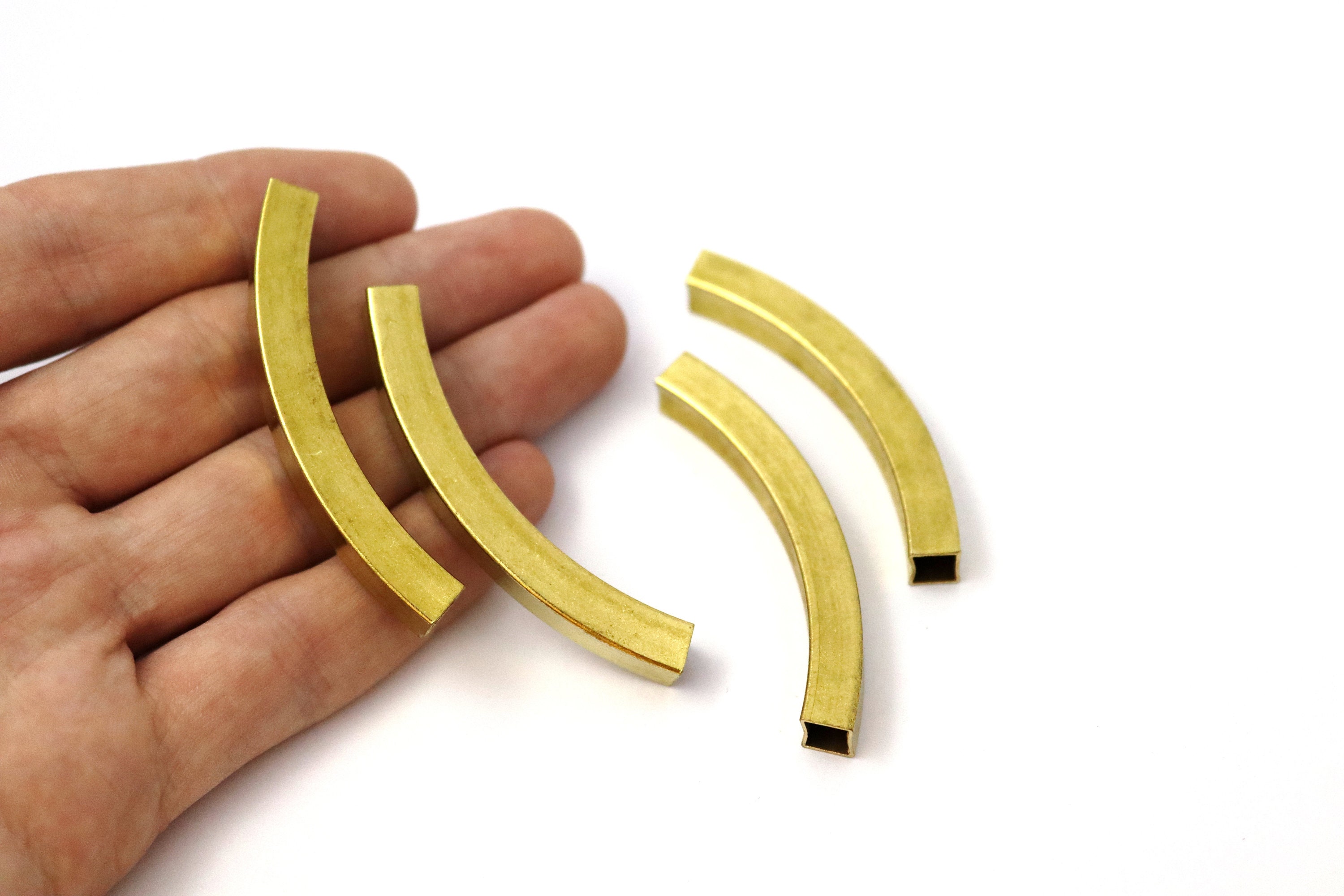 7x7x60 mm Tube incurvé en laiton brut, Tubes de tubes, Collier Bracelet Tube Perle, Tube incurvé, Connecteurs de tube, Tubes perles, Tube