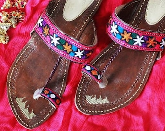 kolhapuri shoes for ladies