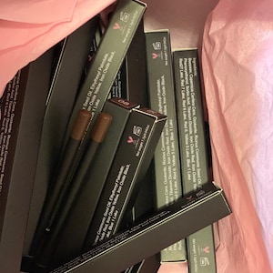 WHOLESALE Brown Lip Liner