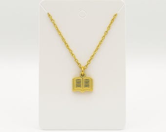 Collar de libro de oro: colgante con dije literario