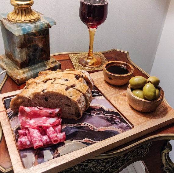 Handmade Mangowood Charcuterie Platter: Marbled Enamel Serving Tray with Dip Bowls